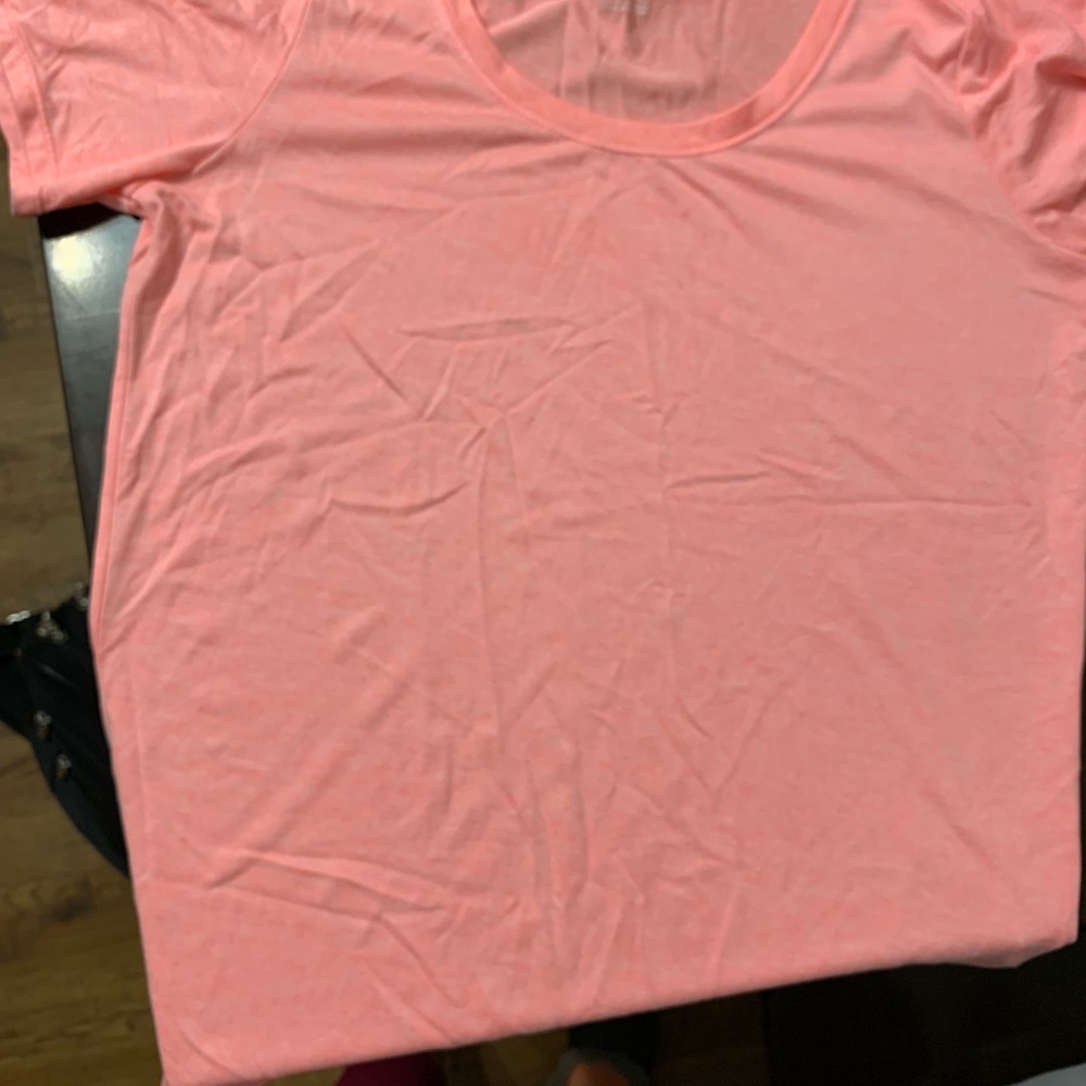 Workout Clothes - image 6